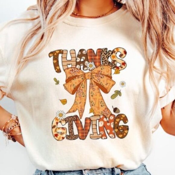 Coquette Bow Thanksgiving T-Shirt, Preppy Autumn Tee - Picture 1 of 3